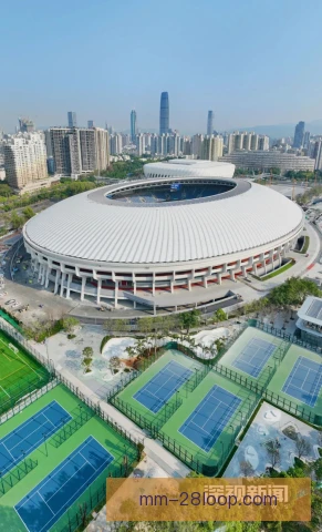 深圳新鹏城球场餐饮服务升级,球迷体验明显提升 深圳新鹏城球场餐饮服务升级,球迷体验明显提升